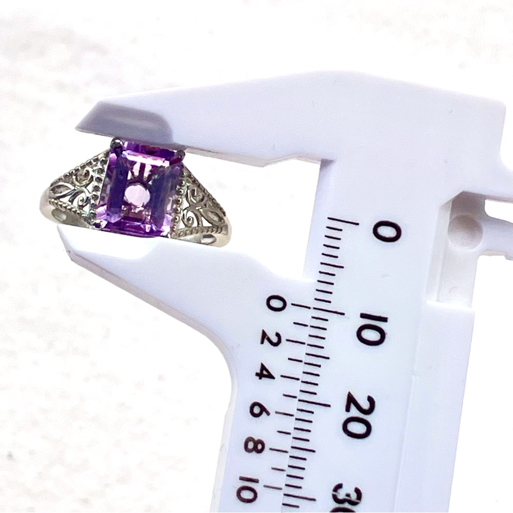 Stunning 3 Carat Emerald Cut Amethyst Ring in Platinum Over Sterling Silver - Picture 13 of 15